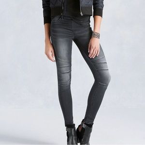 True Religion Runway Moto Legging Jegging Jeans stretch Black
